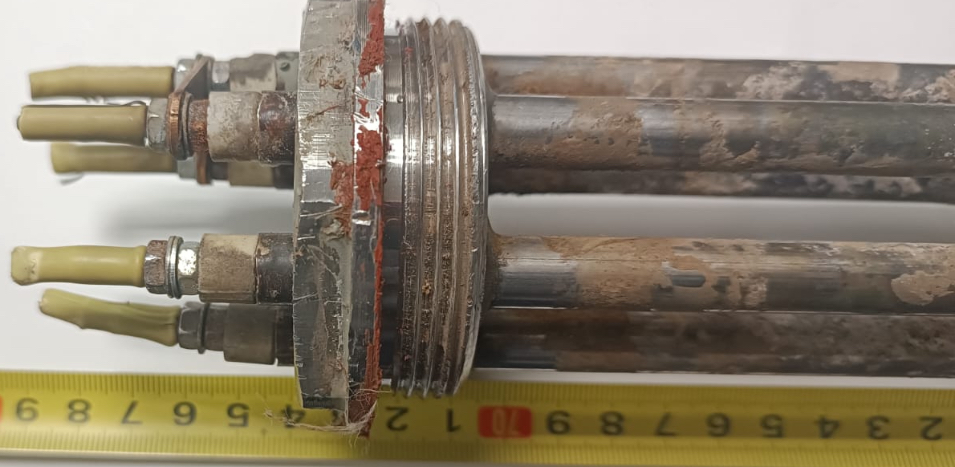 TEN_elektrovodonagrevatel_HEAT_POWER_PEM_15kW_3x220V_znak_podklyucheniya.jpg